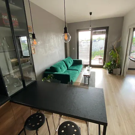 Delux Przy Wisle * קרקוב